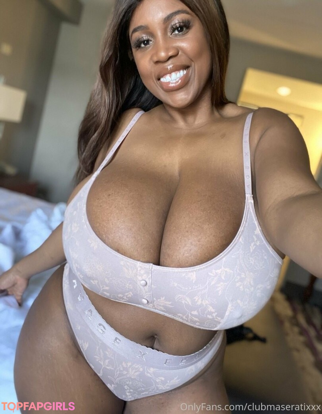 Foto di nudo di fuga di OnlyFans di Clubmaseratixxx #34 Foto di nudo di fuga di OnlyFans di Clubmaseratixxx #34