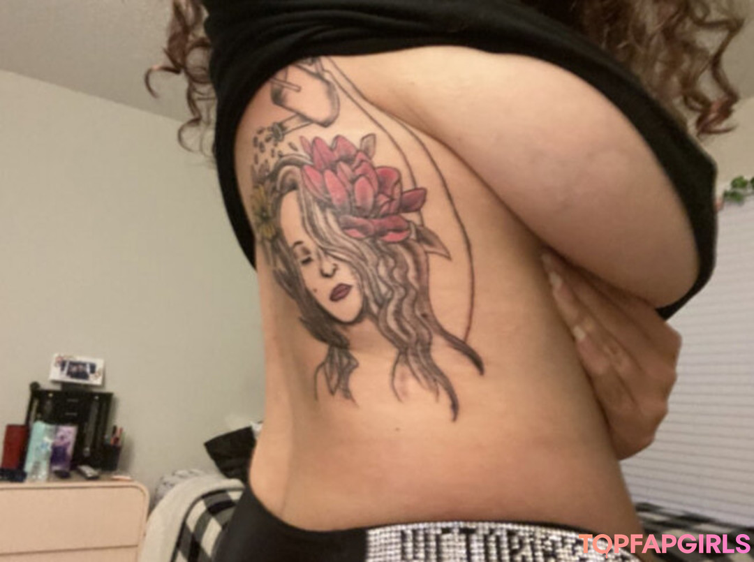 Foto di nudo di fuga di OnlyFans di Laura Marie #183 Foto di nudo di fuga di OnlyFans di Laura Marie #183