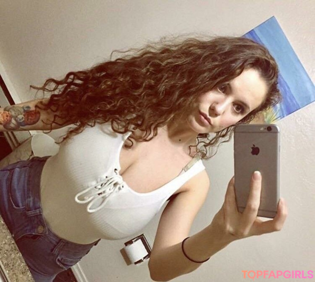Foto di nudo di fuga di OnlyFans di Laura Marie #327 Foto di nudo di fuga di OnlyFans di Laura Marie #327