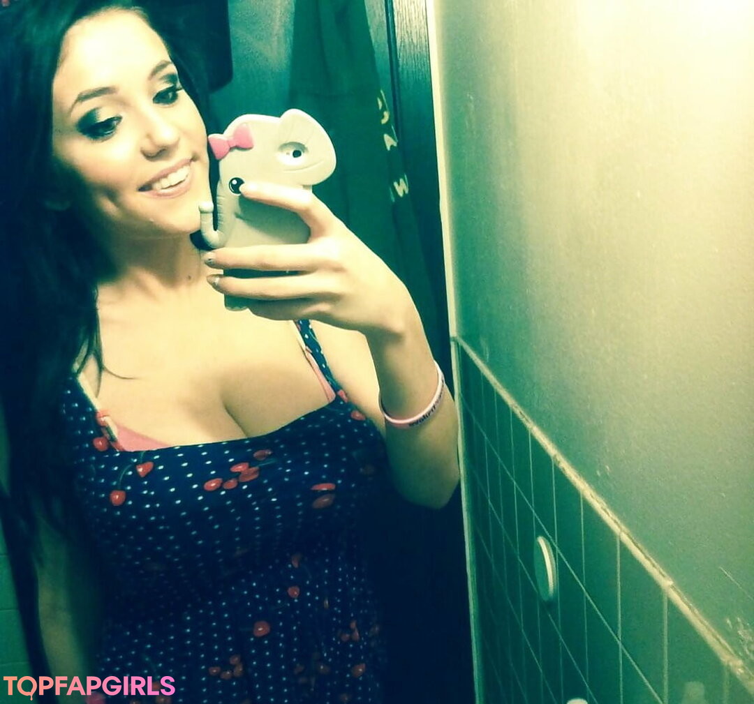 Foto di nudo di fuga di OnlyFans di Laura Marie #481 Foto di nudo di fuga di OnlyFans di Laura Marie #481