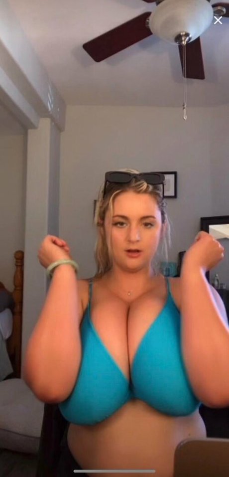 Foto di nudo di fuga di OnlyFans di Jessica Miller
