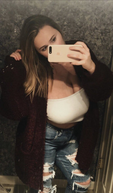 Autumn Lee