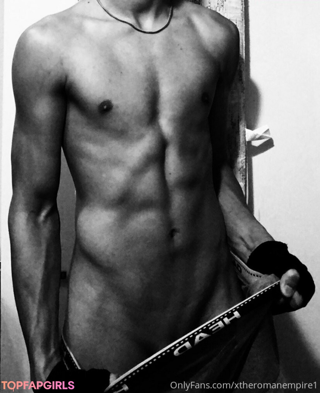 Foto di nudo di fuga di OnlyFans di Xtheromanempire1 #1 Foto di nudo di fuga di OnlyFans di Xtheromanempire1 #1