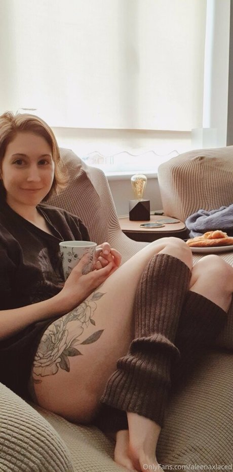 Aleenaxlaced