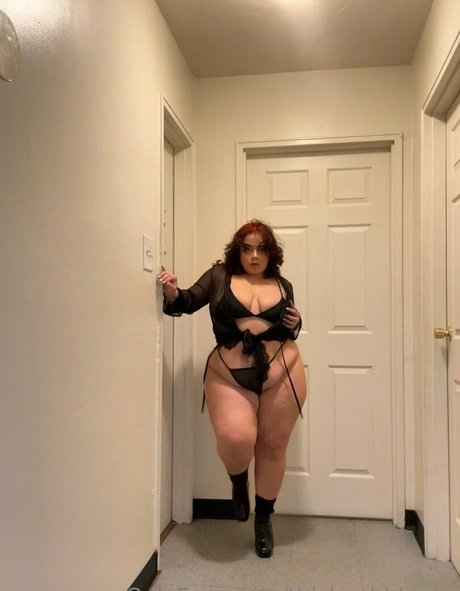 Foto di nudo di fuga di OnlyFans di Thickpebblesxx