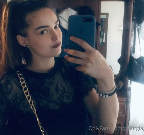 Foto di nudo di fuga di OnlyFans di Gi00rgia