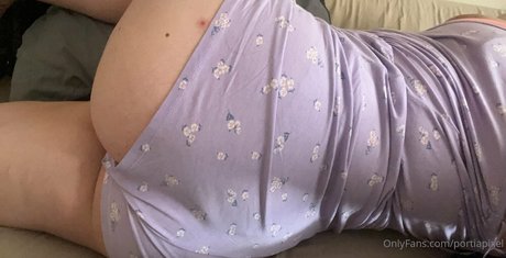 Foto di nudo di fuga di OnlyFans di Portiapixel