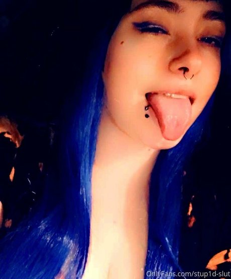 Foto di nudo di fuga di OnlyFans di Stup1dslut