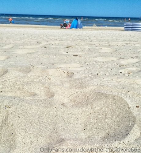 Downtherabbithole666