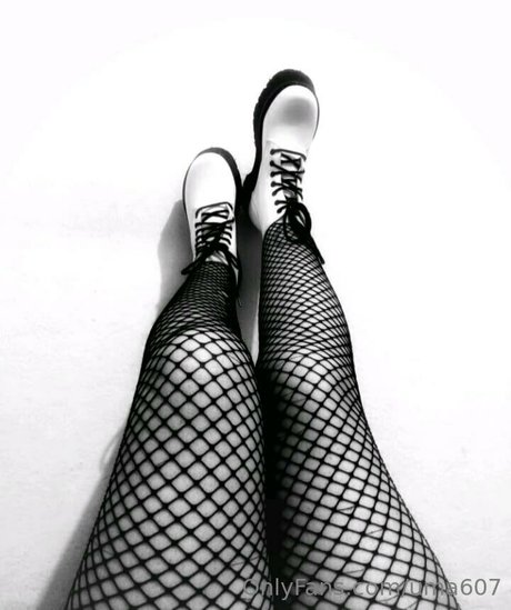 Foto di nudo di fuga di OnlyFans di Uma607