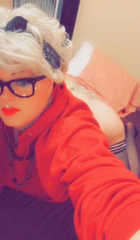 Foto di nudo di fuga di OnlyFans di Tinadarling