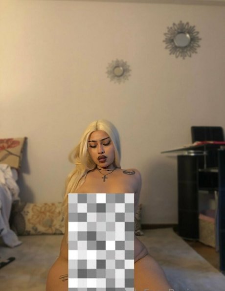 Foto di nudo di fuga di OnlyFans di Imbarix