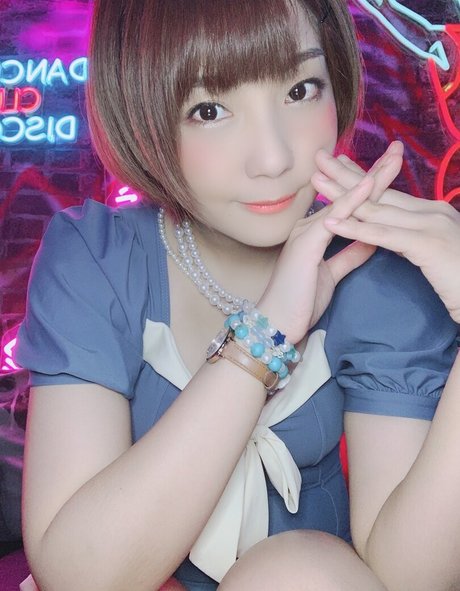 Ayame_apricot