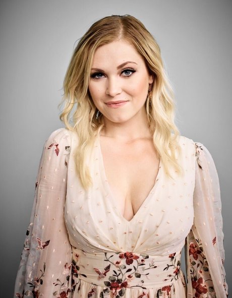Foto di nudo di fuga di OnlyFans di Eliza Taylor