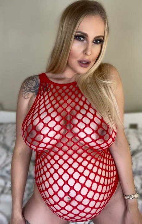 Lucy Tease