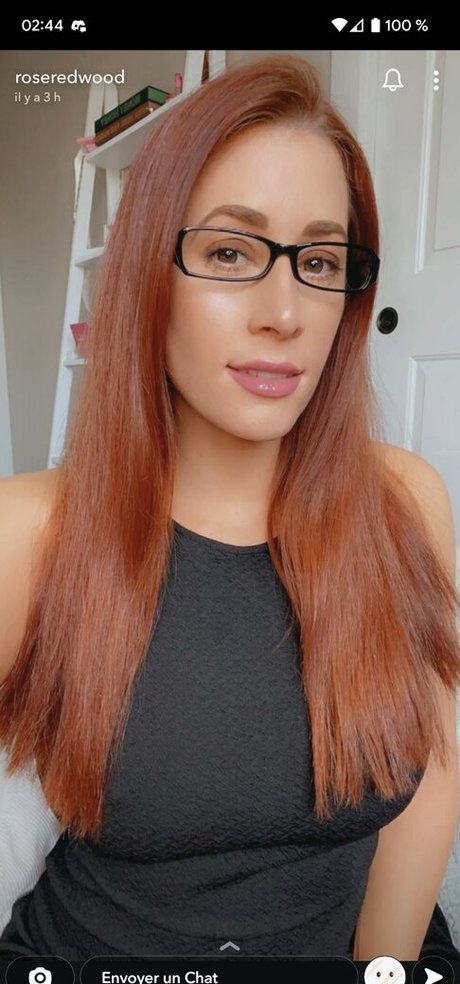 Foto di nudo di fuga di OnlyFans di Rose Redwood