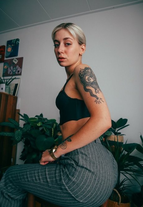 Foto di nudo di fuga di OnlyFans di Lavishulula
