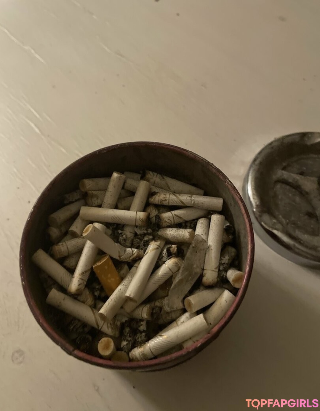 Foto di nudo di fuga di OnlyFans di Smokingqueenalina #3 Foto di nudo di fuga di OnlyFans di Smokingqueenalina #3