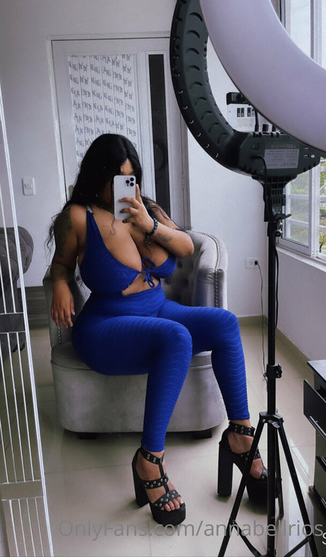 Foto di nudo di fuga di OnlyFans di Annabellrios