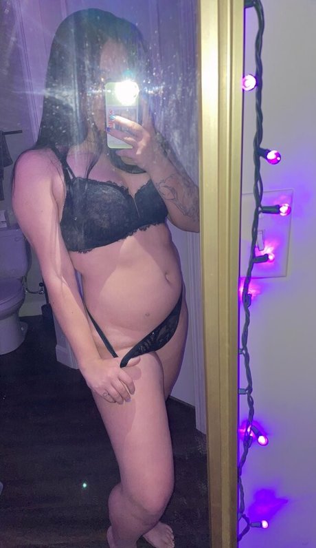 Foto di nudo di fuga di OnlyFans di Rrissarae