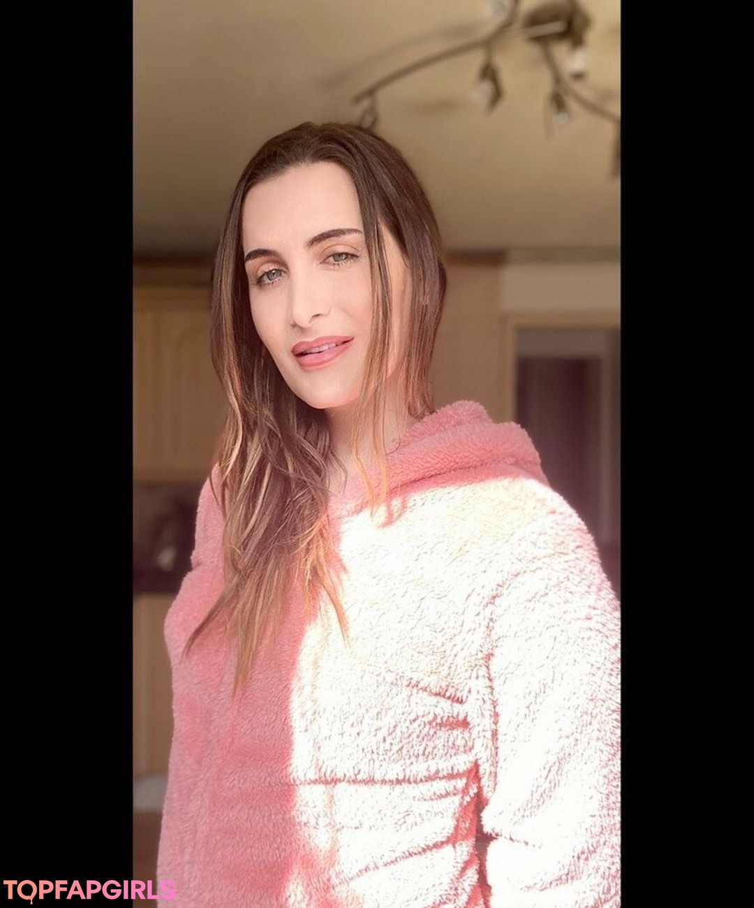 Foto di nudo di fuga di OnlyFans di Britishmeghanspice #92 Foto di nudo di fuga di OnlyFans di Britishmeghanspice #92
