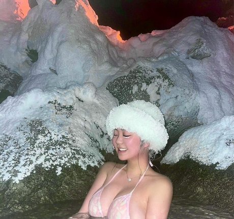 Foto di nudo di fuga di OnlyFans di Rebecca Liu