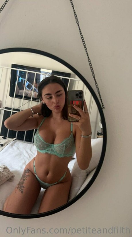Foto di nudo di fuga di OnlyFans di Lillie Boswell
