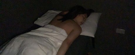 Foto di nudo di fuga di OnlyFans di Siobe Lim