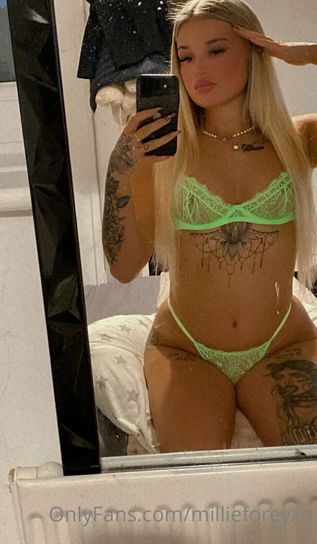 Foto di nudo di fuga di OnlyFans di Millieforeyxo