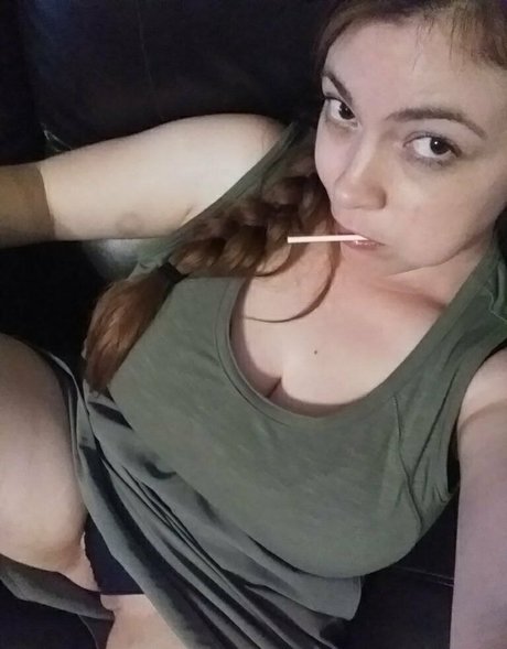 Foto di nudo di fuga di OnlyFans di Katmatata