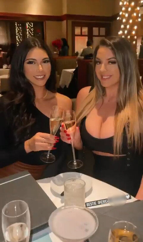 Foto di nudo di fuga di OnlyFans di Rachel S