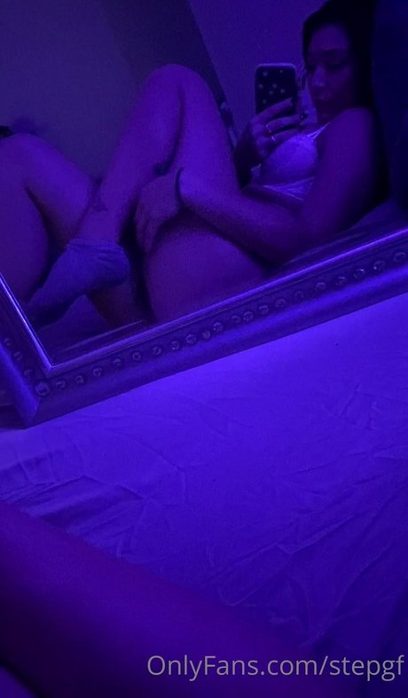 Foto di nudo di fuga di OnlyFans di Stepgf