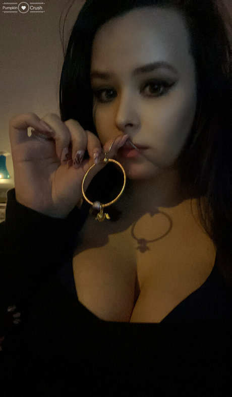Foto di nudo di fuga di OnlyFans di Pumpkincrush