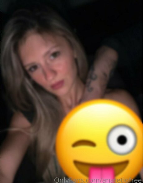 Foto di nudo di fuga di OnlyFans di Anatetiofree