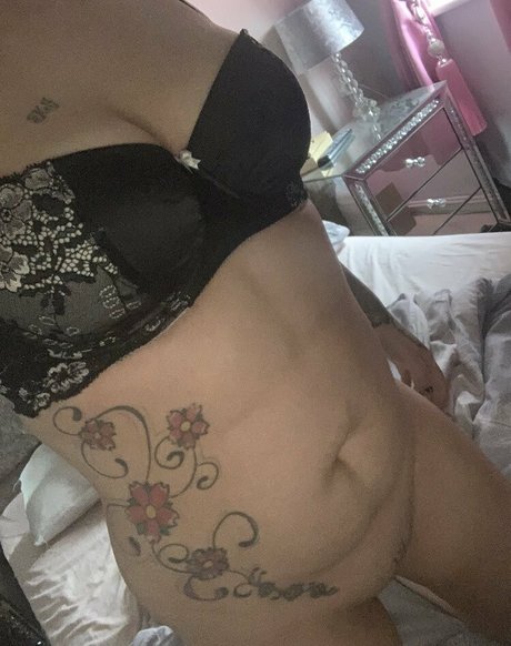 Foto di nudo di fuga di OnlyFans di Charsworld