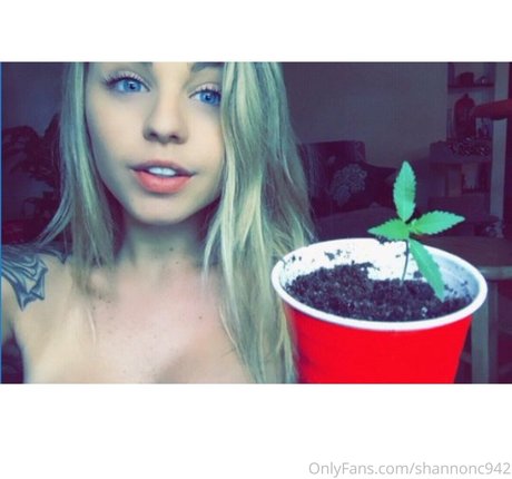 Foto di nudo di fuga di OnlyFans di Shannonc942