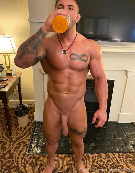 Foto di nudo di fuga di OnlyFans di Fabulousboyzs