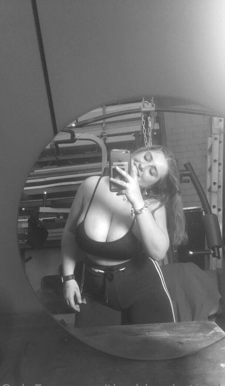 The.blonde.the.brunette