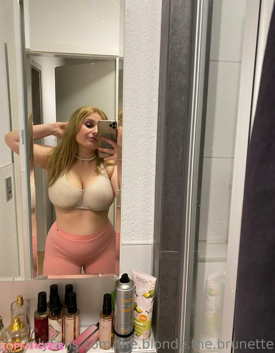 Foto di nudo di fuga di OnlyFans di Theblondethebrunette #33 Foto di nudo di fuga di OnlyFans di Theblondethebrunette #33