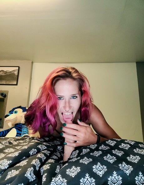 Bellaenchantressfree