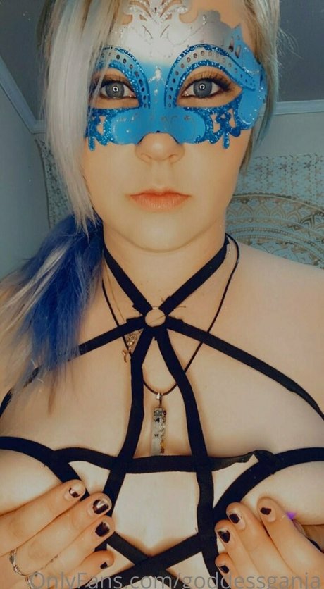 Foto di nudo di fuga di OnlyFans di Goddessganja
