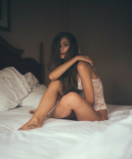 Cait Del Mar