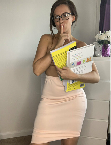 Foto di nudo di fuga di OnlyFans di Milfcharlieerose3
