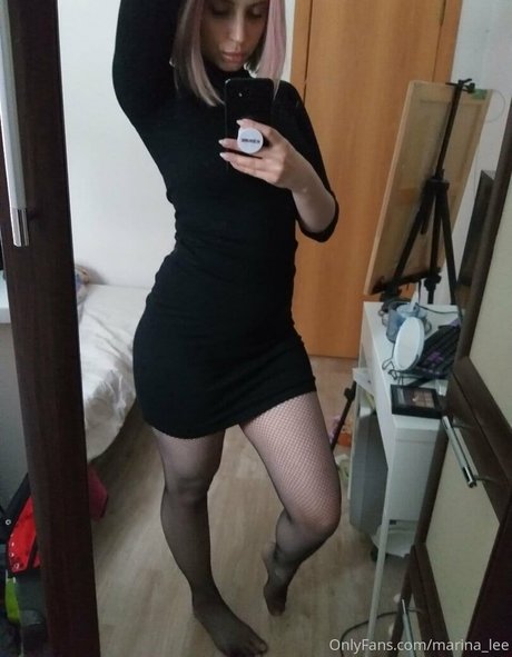 Foto di nudo di fuga di OnlyFans di Marinalee12
