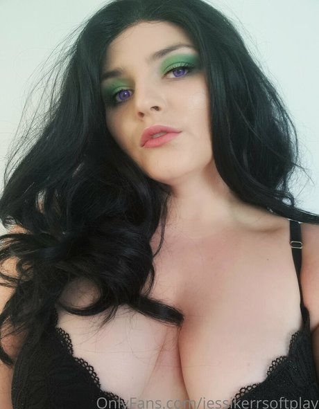 Foto di nudo di fuga di OnlyFans di Jessikerrsoftplay